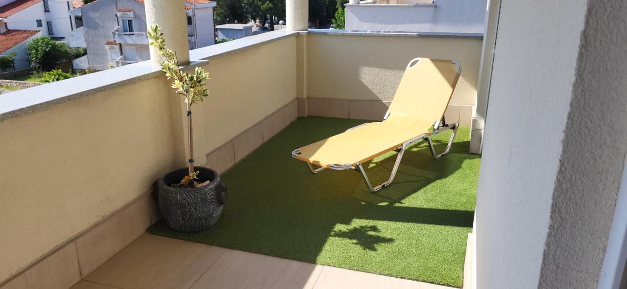 Apartment Summer Dream ปูนัต ภายนอก รูปภาพ